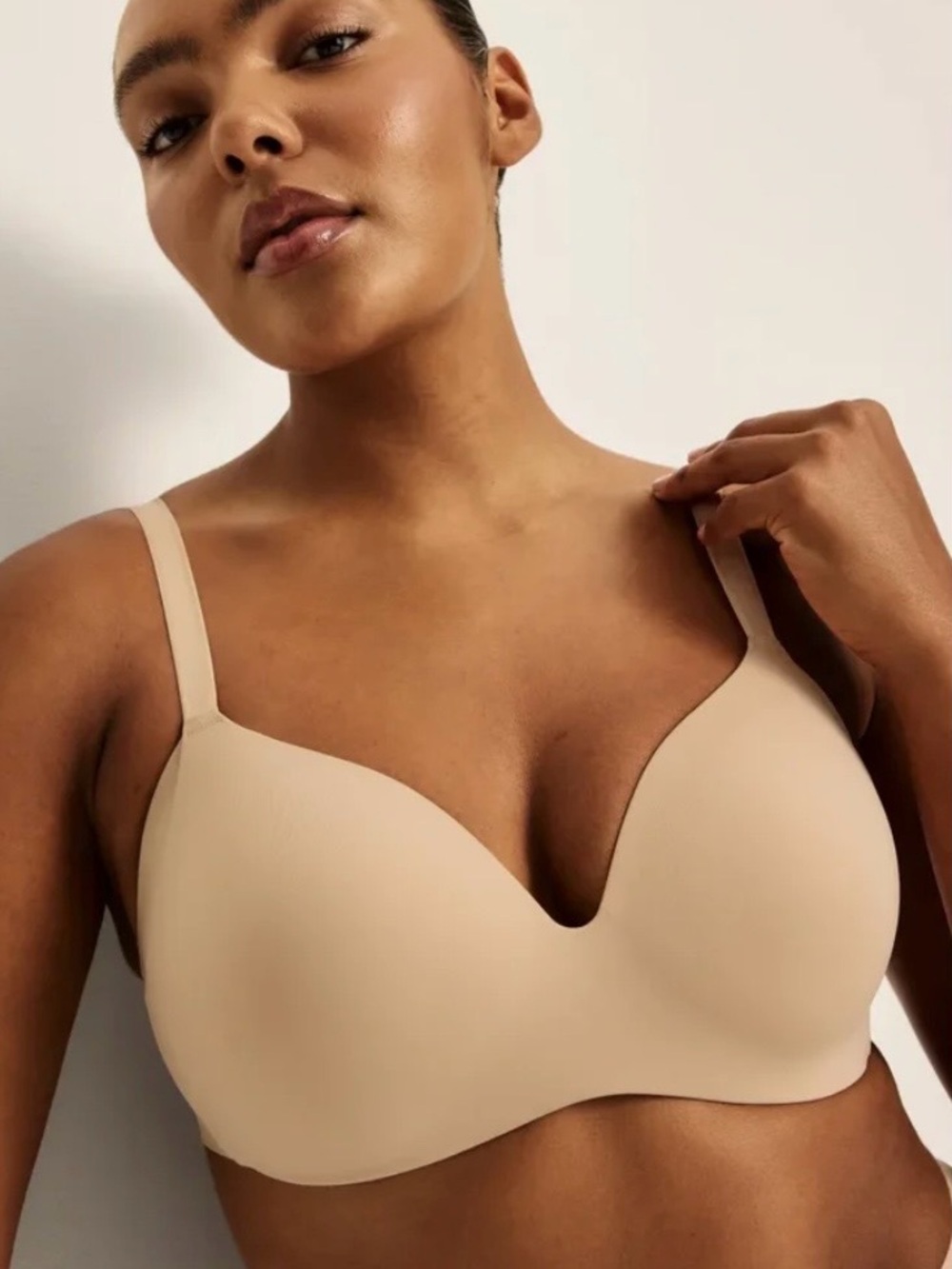 Knix Your Wing Woman Contour Bra Warm Sand Size 8++